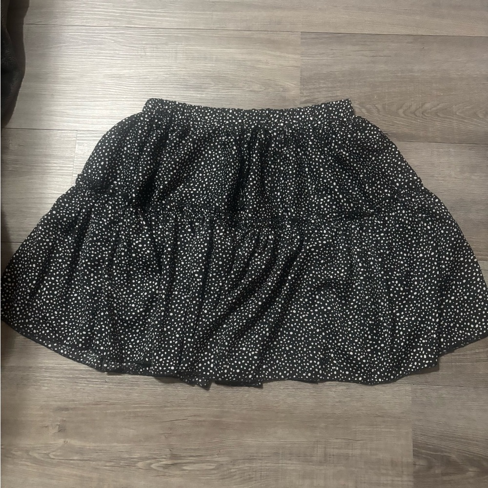 SHEIN Black and White Dotted Mini Skirt